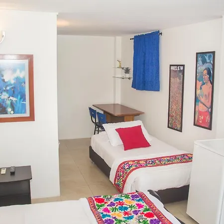 Plaza De La Trinidad Hotel 3*